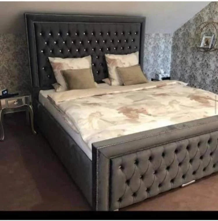 Princess Bumper Border Chesterfield Buttoned Bed Frame