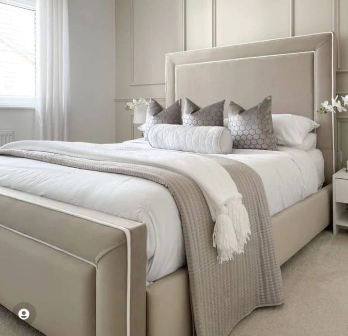 Plain Strip Bed