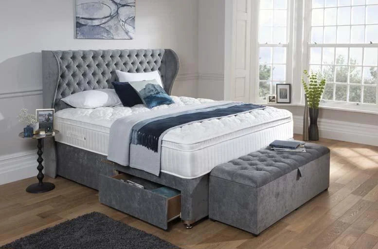 Lifton Chesterfield Bed