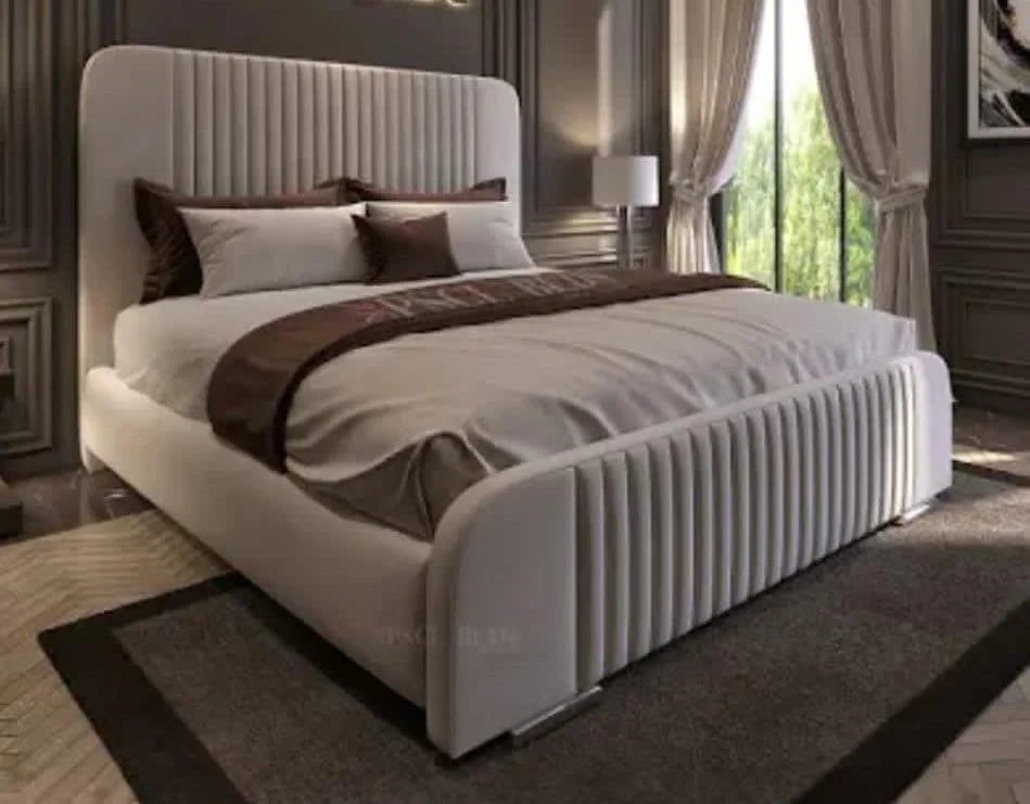 Lanika Footboard Bed