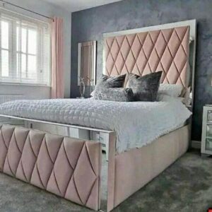 Diamond Mirror Bed